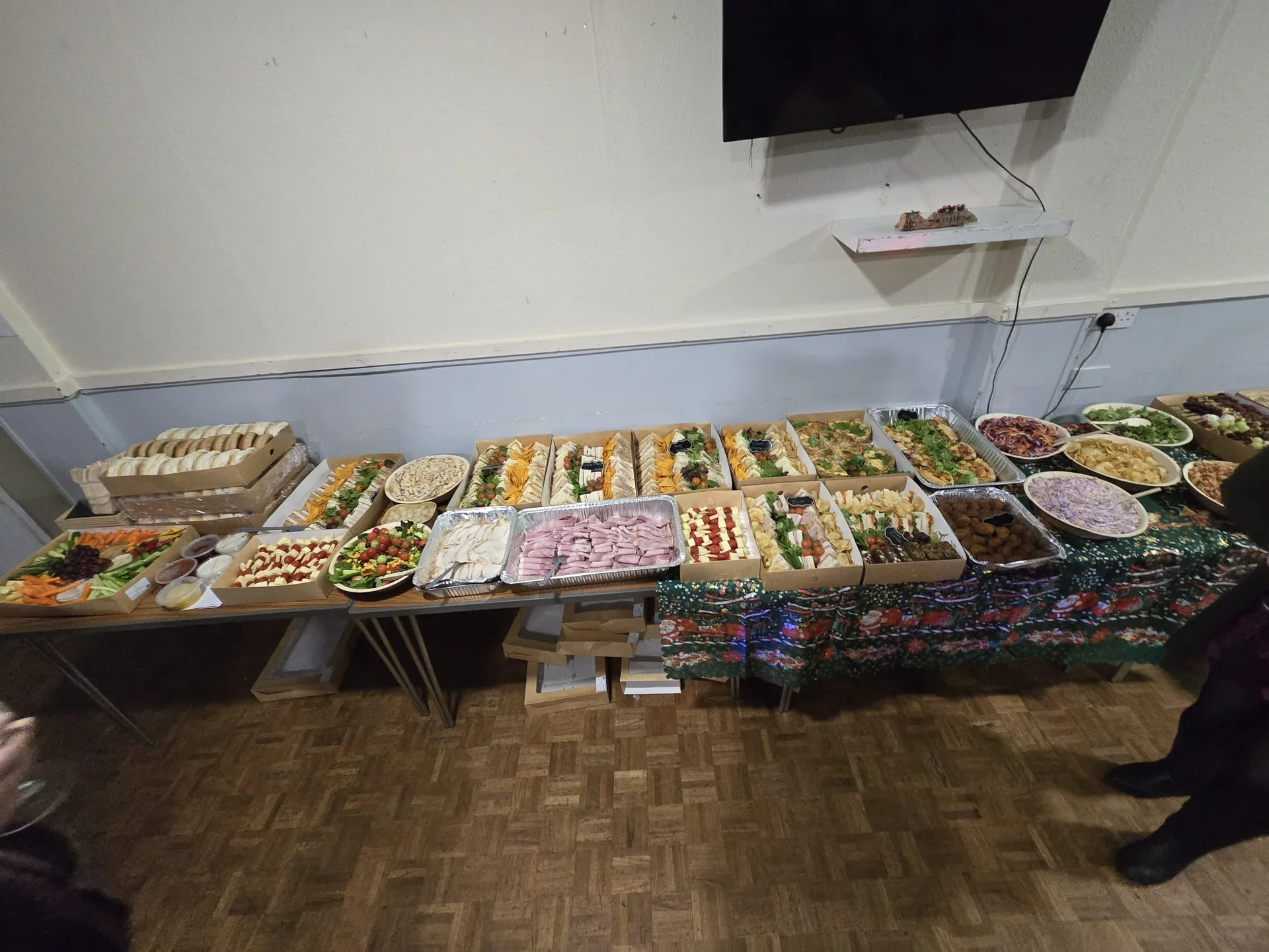 24/7 welfare and emergency feeding stations